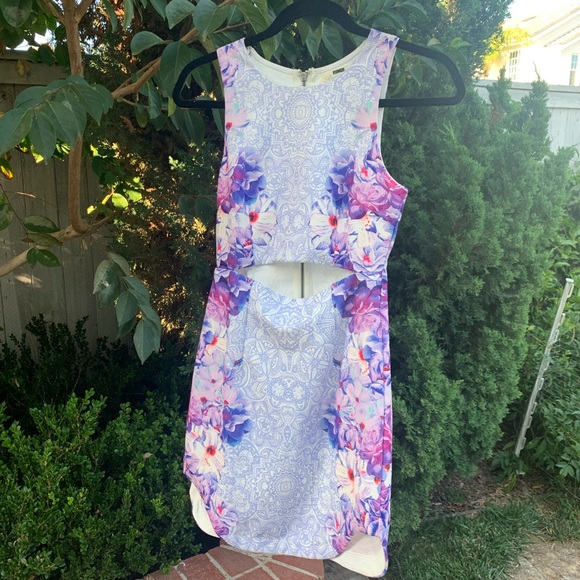 LF Dresses & Skirts - LF violet dress LF Dresses & Skirts - LF violet dress